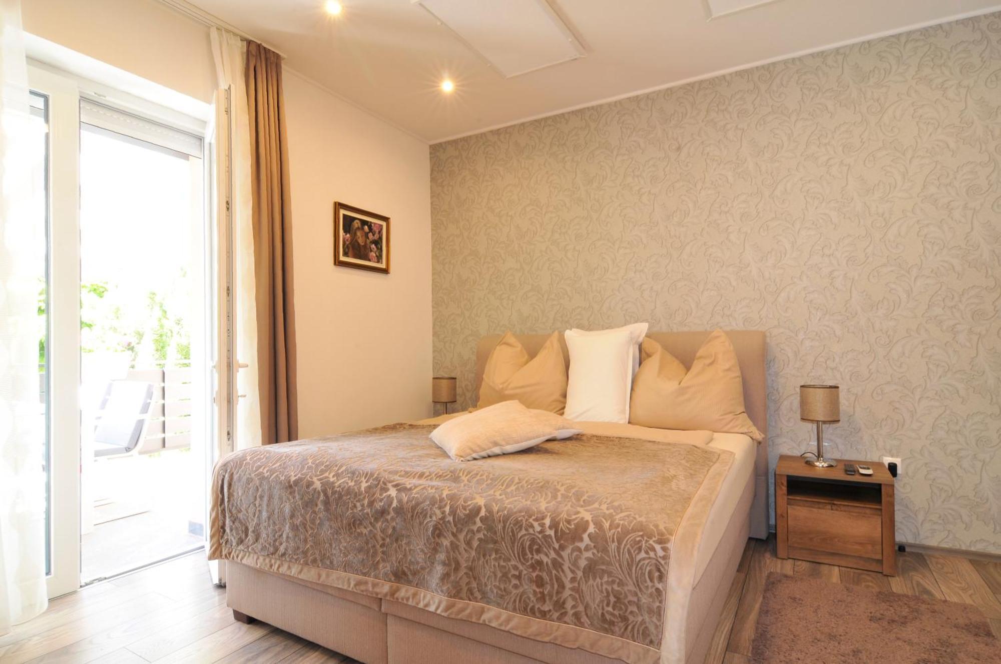 Silver Beach Apartments Siofok Exterior photo
